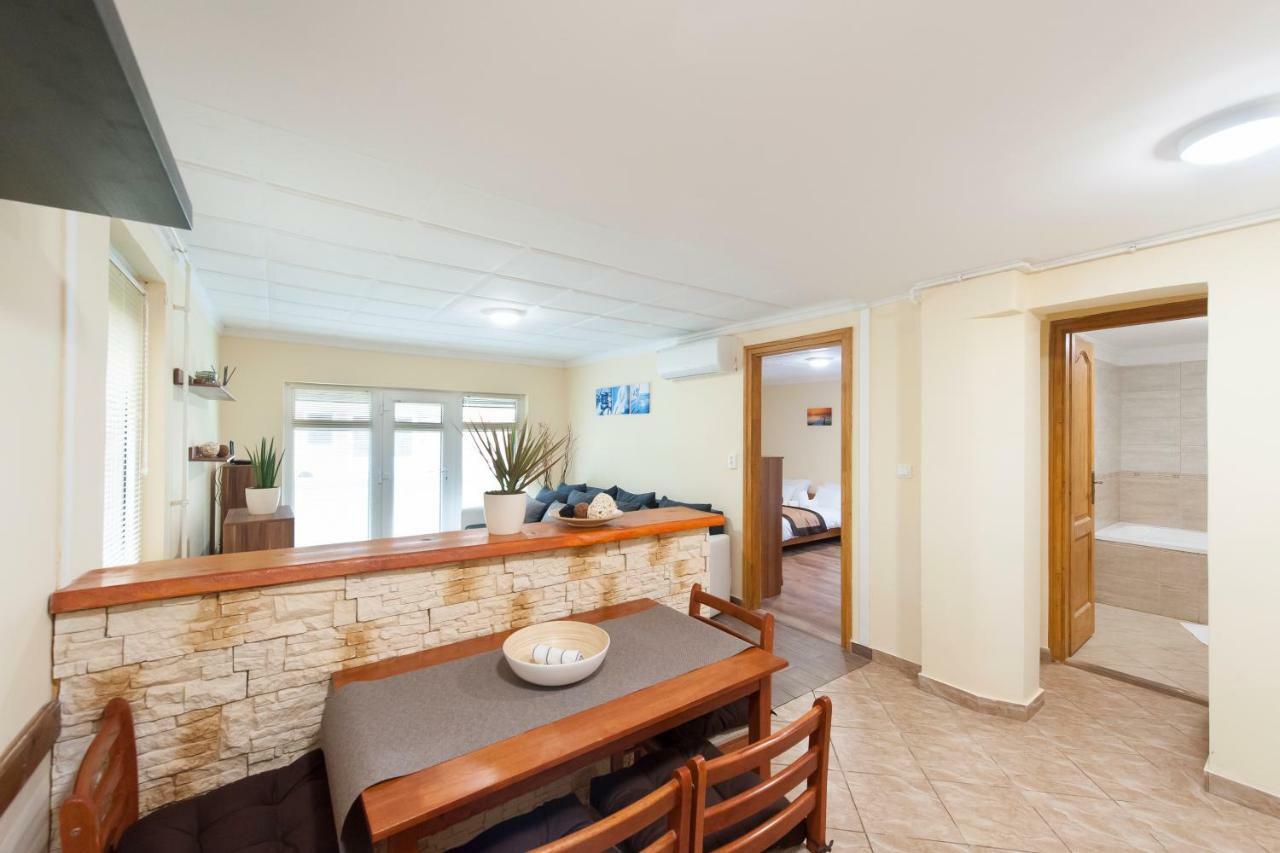 Bier-Lak Apartman House 71 巴拉通雷勒 外观 照片