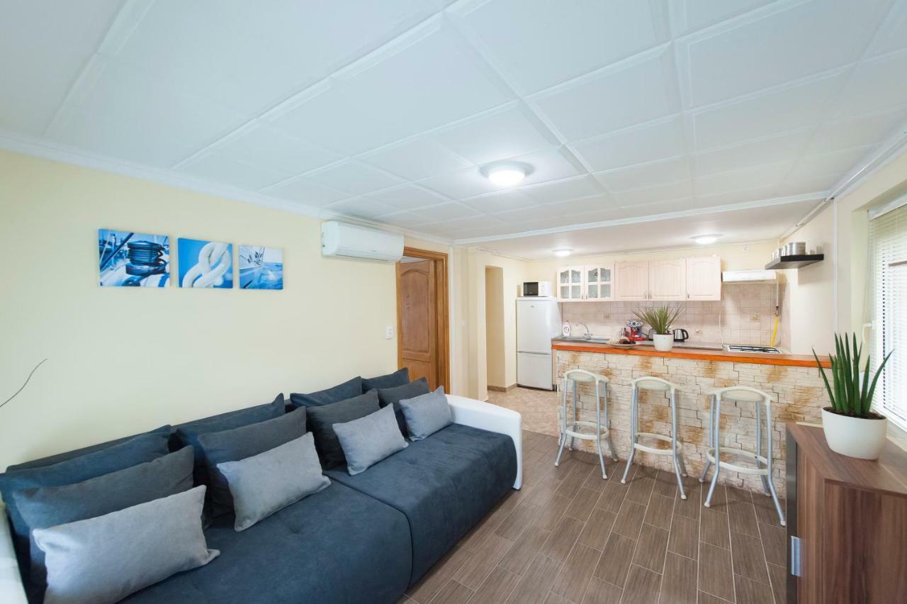 Bier-Lak Apartman House 71 巴拉通雷勒 外观 照片