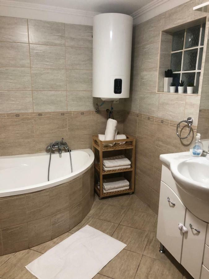 Bier-Lak Apartman House 71 巴拉通雷勒 外观 照片